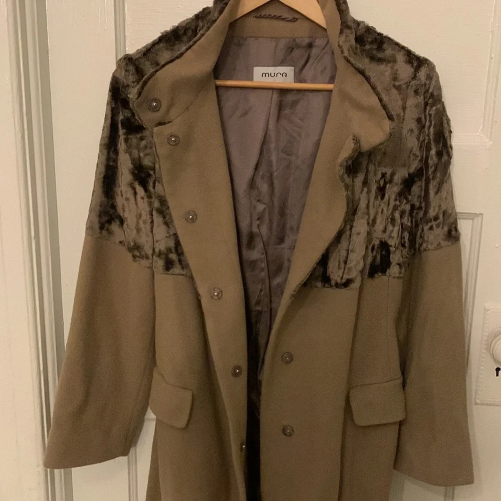 Jacket - Picture 2 of 2